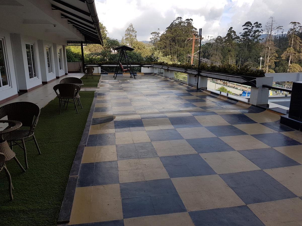 Hotel Darshan Ooty Buitenkant foto