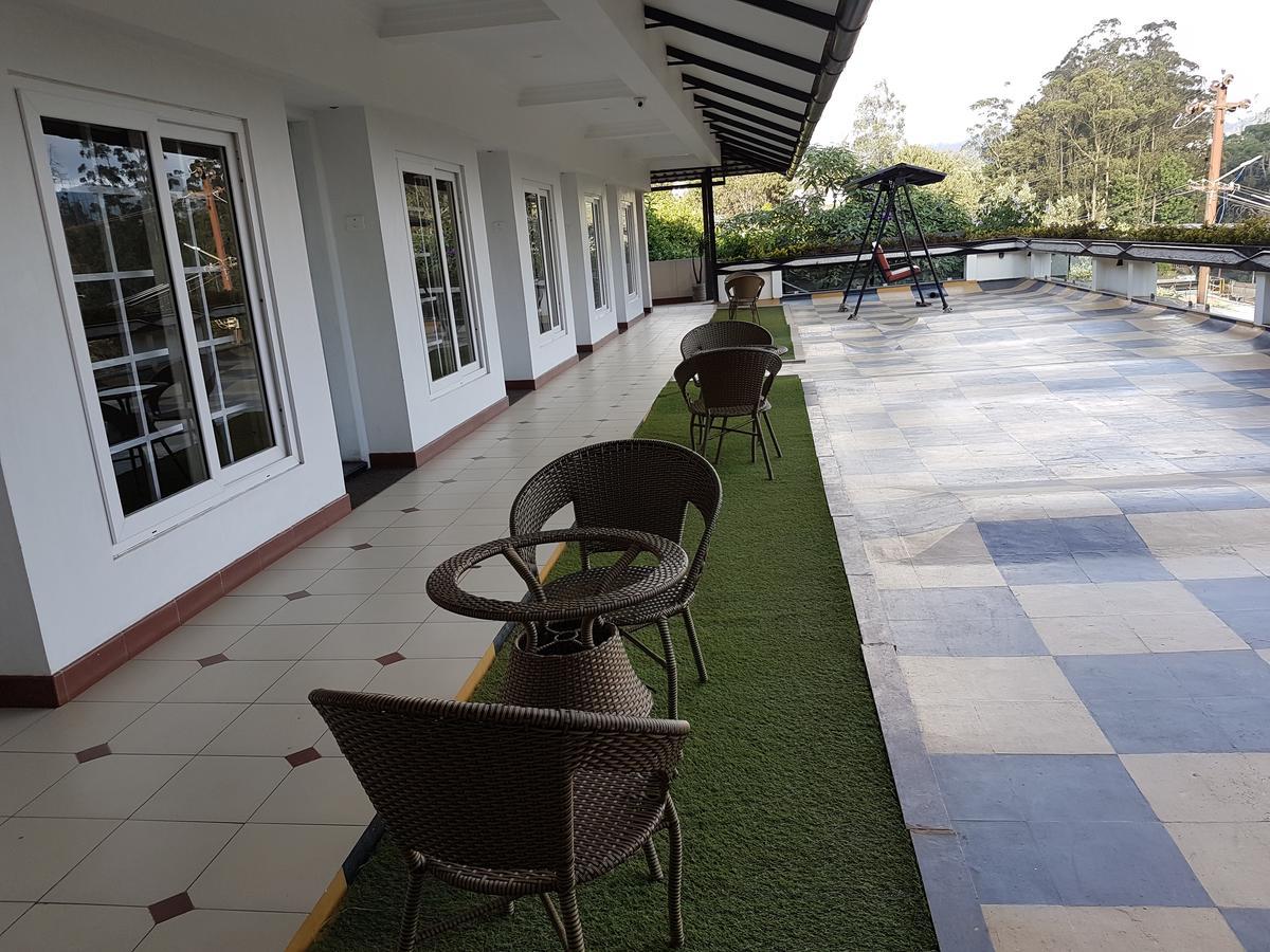 Hotel Darshan Ooty Buitenkant foto