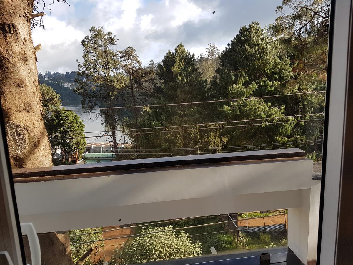 Hotel Darshan Ooty Buitenkant foto